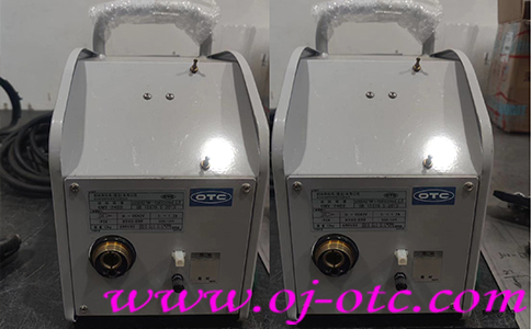 CMV-7402超低飛濺送絲機(jī) - 產(chǎn)品圖片